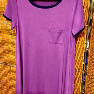 Pretty purple dress with breast pocket